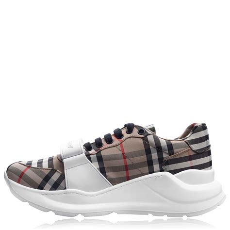 burberry schoenen outlet|Burberry store online.